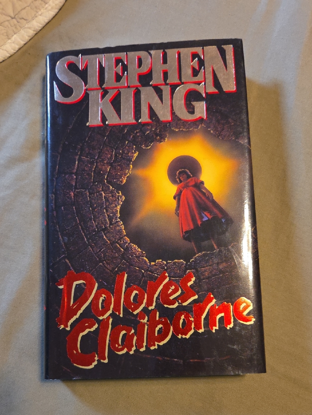 Stephen King Dolores Claiborne Hardcover -‎ Red Cover Artwork